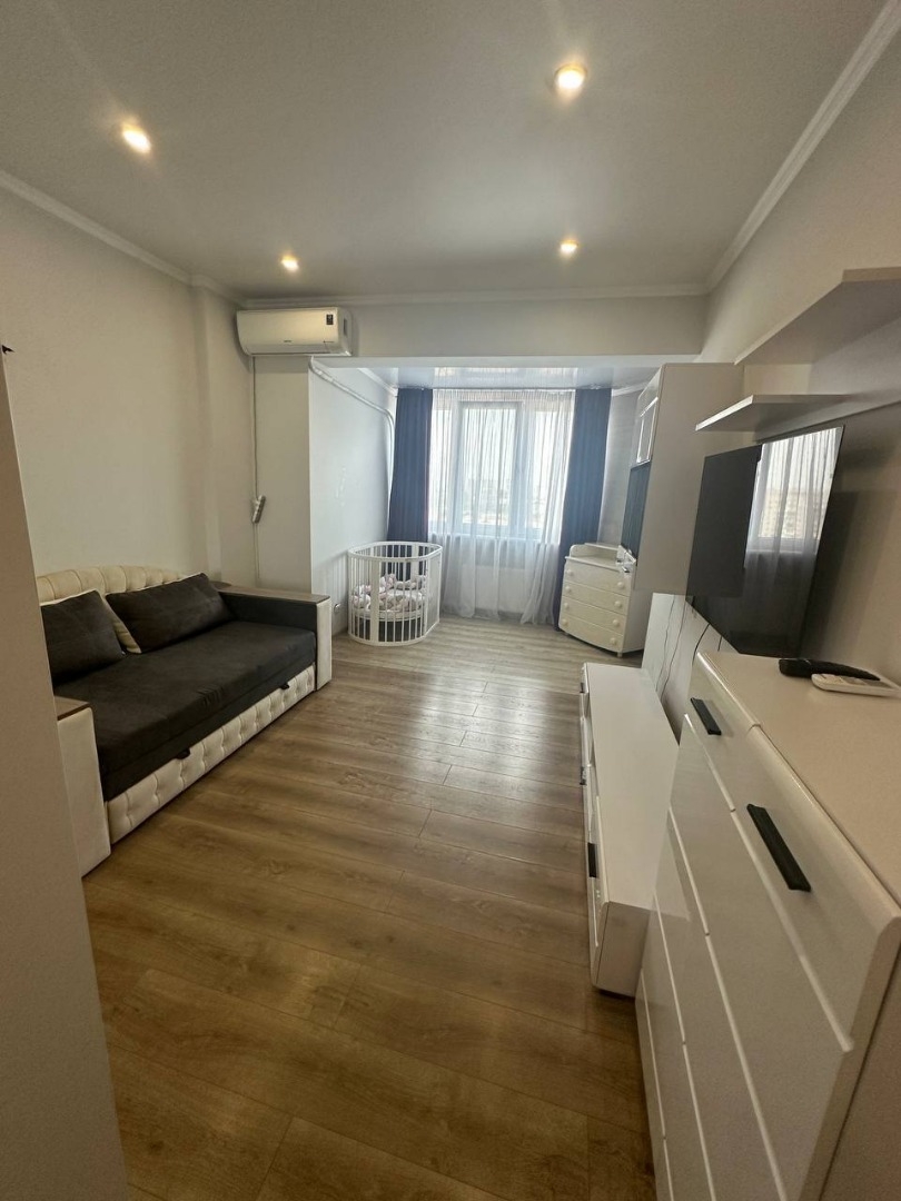 продажа однокомнатной квартиры номер A-173661 в Малиновском районе, фото номер 14